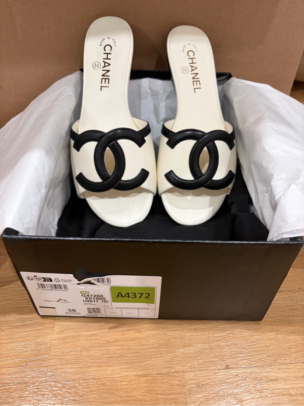 CHANEL White and Black CC Slide Sandals size 38